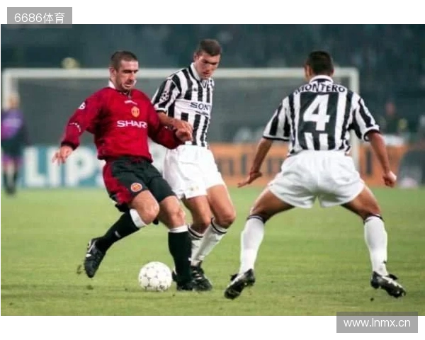 曼晚：阿马德可胜任右翼卫位置，但曼联需再引进一名左翼卫