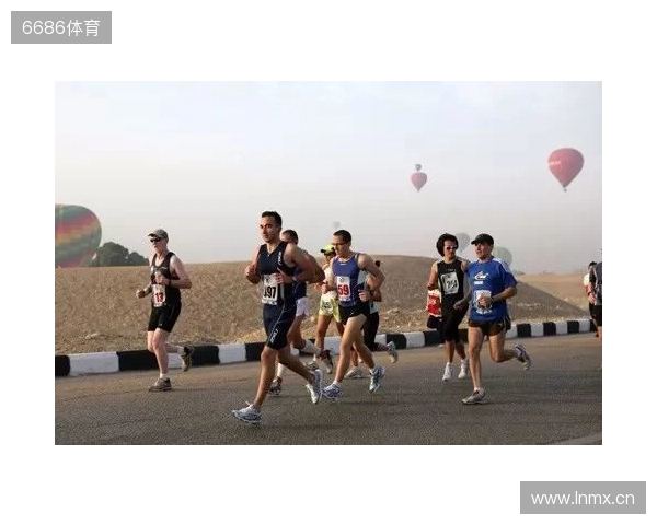 感人至深,朋友穿若塔球衣跑马拉松,期间与若塔妻子相拥 感人至深,朋友穿若塔球衣跑马拉松,期间与若塔妻子相拥