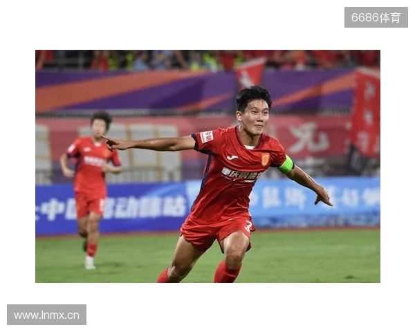 东体：铜梁龙三年三级跳书写“山城”韧性，中超版图重迎重庆红