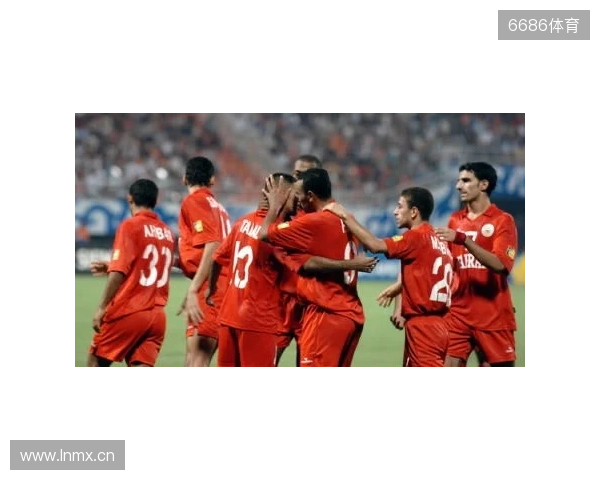 亚预赛出线关键战!中国香港vs新加坡首发:安永佳、陈晋一领衔 亚预赛出线关键战!中国香港vs新加坡首发:安永佳、陈晋一领衔